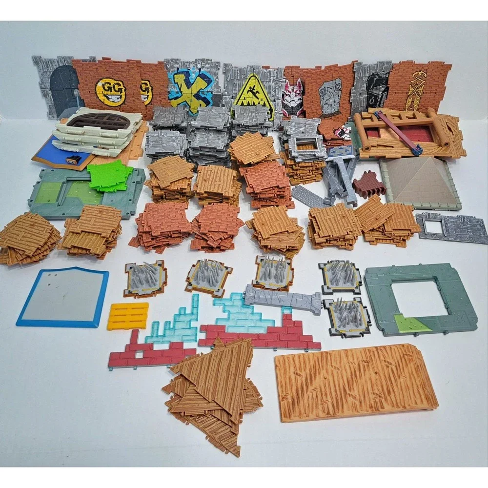 Lot Of 260+ Fortnite Walls Building Materials Platforms Pieces Set